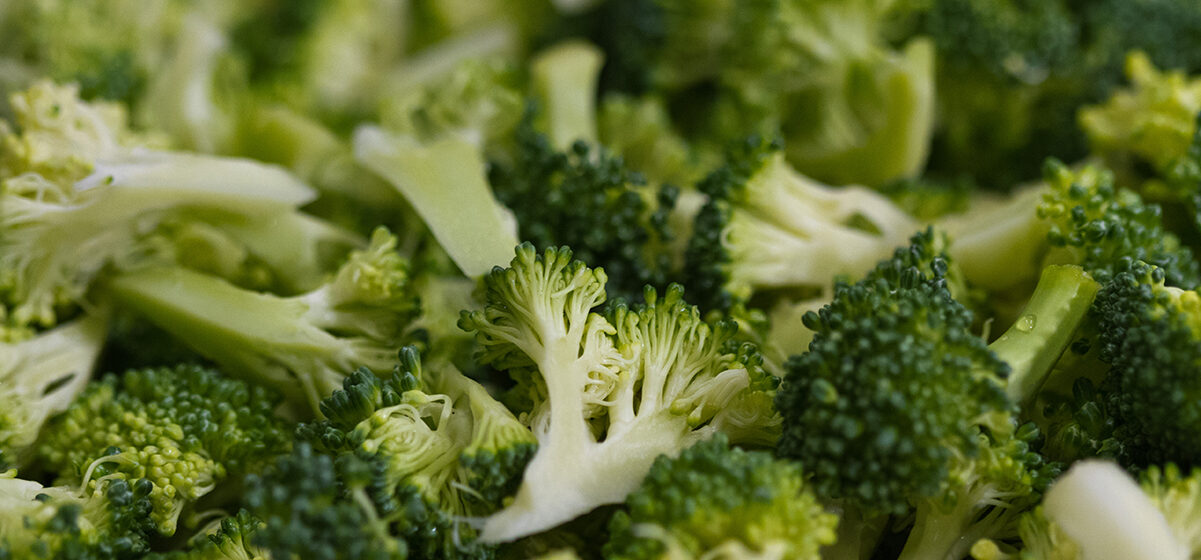 Shopper buys bunch of broccoli – then sees something moving close to the stem