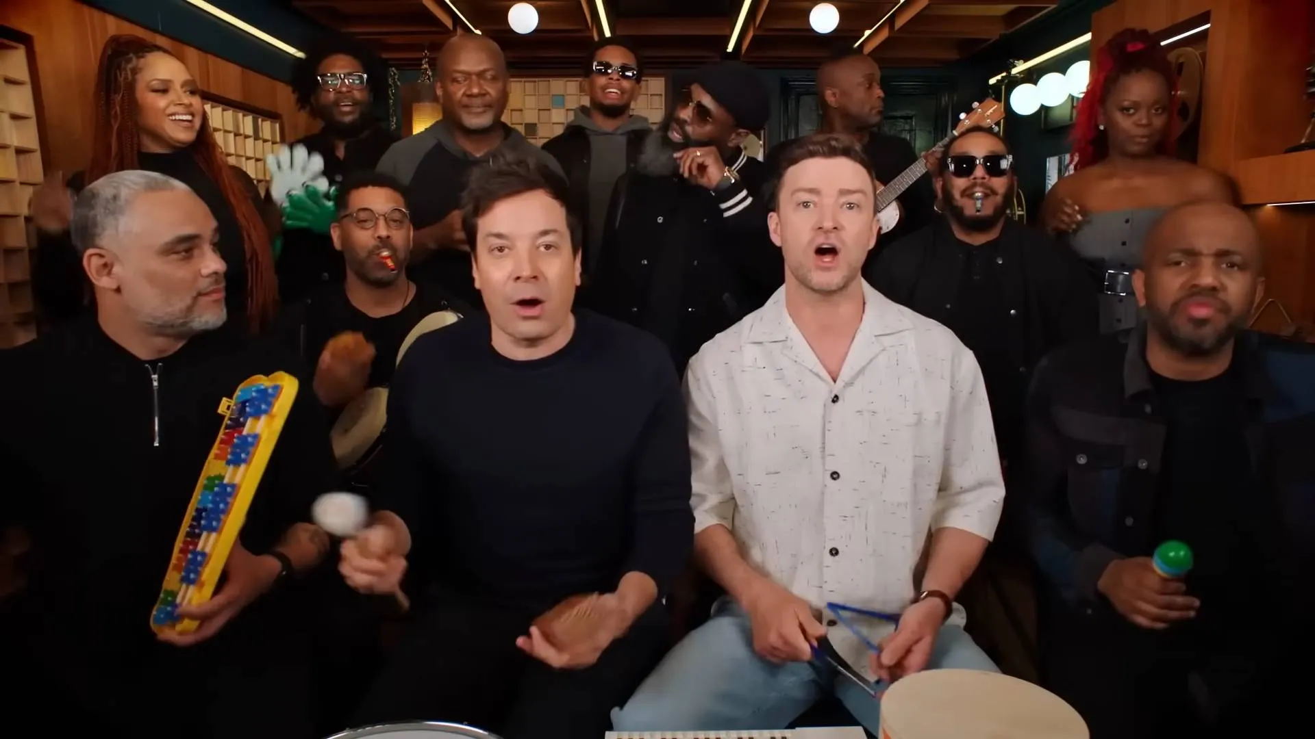 Justin Timberlake, Jimmy Fallon And The Roots Cause Mayhem Playing Justin’s Greatest Hits On Primary School Instruments