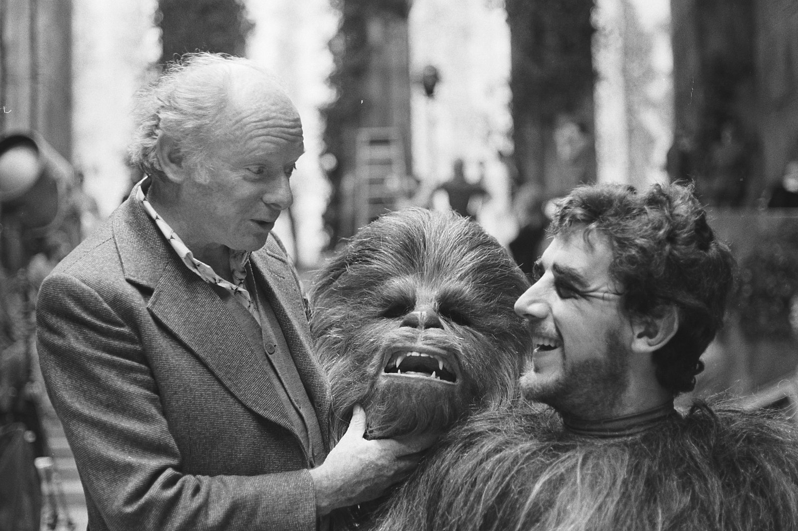 Amazing Behind the Scenes Pictures from the Making of the Star Wars saga, 1977