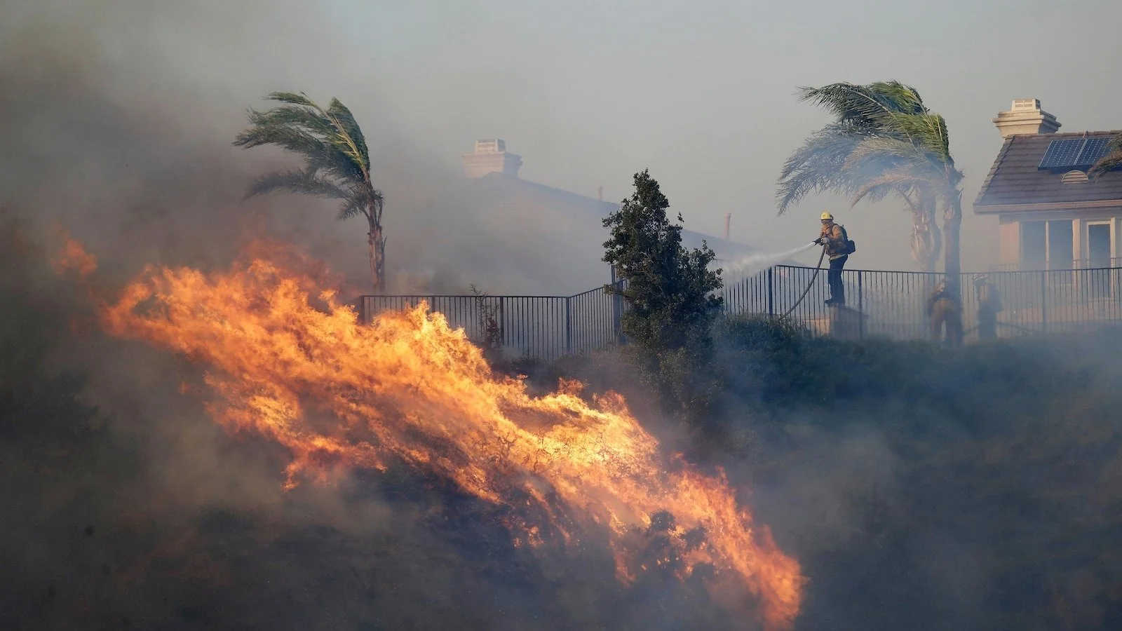 Power cut to thousands of customers amid elevated fire danger in SoCal